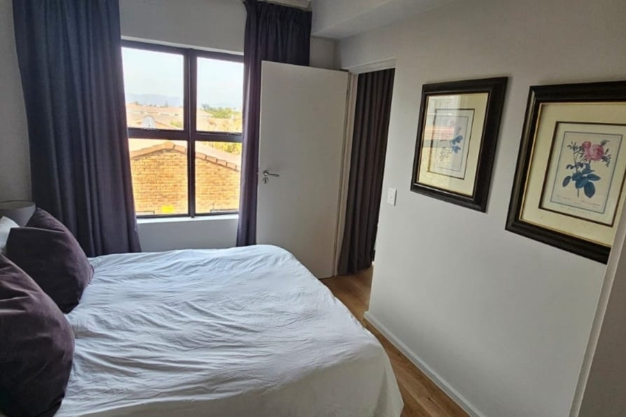 To Let 2 Bedroom Property for Rent in Bloubergstrand Western Cape